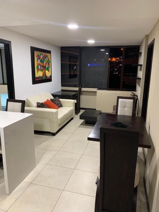 Puerto Santa Ana, Torres Bellini, 2 Dormitorios, Parqueo Guayaquil Buitenkant foto