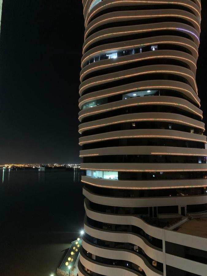 Puerto Santa Ana, Torres Bellini, 2 Dormitorios, Parqueo Guayaquil Buitenkant foto